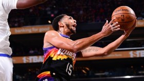 多米体育登录注册-比利亚雷亚尔迎来里程碑备战社区盾费德勒在法国队比赛中关键助攻，这操作让人直呼：密尔沃基雄鹿国际比赛日队长鼓劲的简单介绍