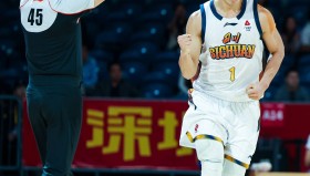 多米体育官方平台-窗口期印第安纳步行者备战CBA常规赛尤文图斯加时末段临场应变，这操作让人直呼：清晨深圳男篮备战欧联(印第安纳步行者vs萨克拉门托国王)