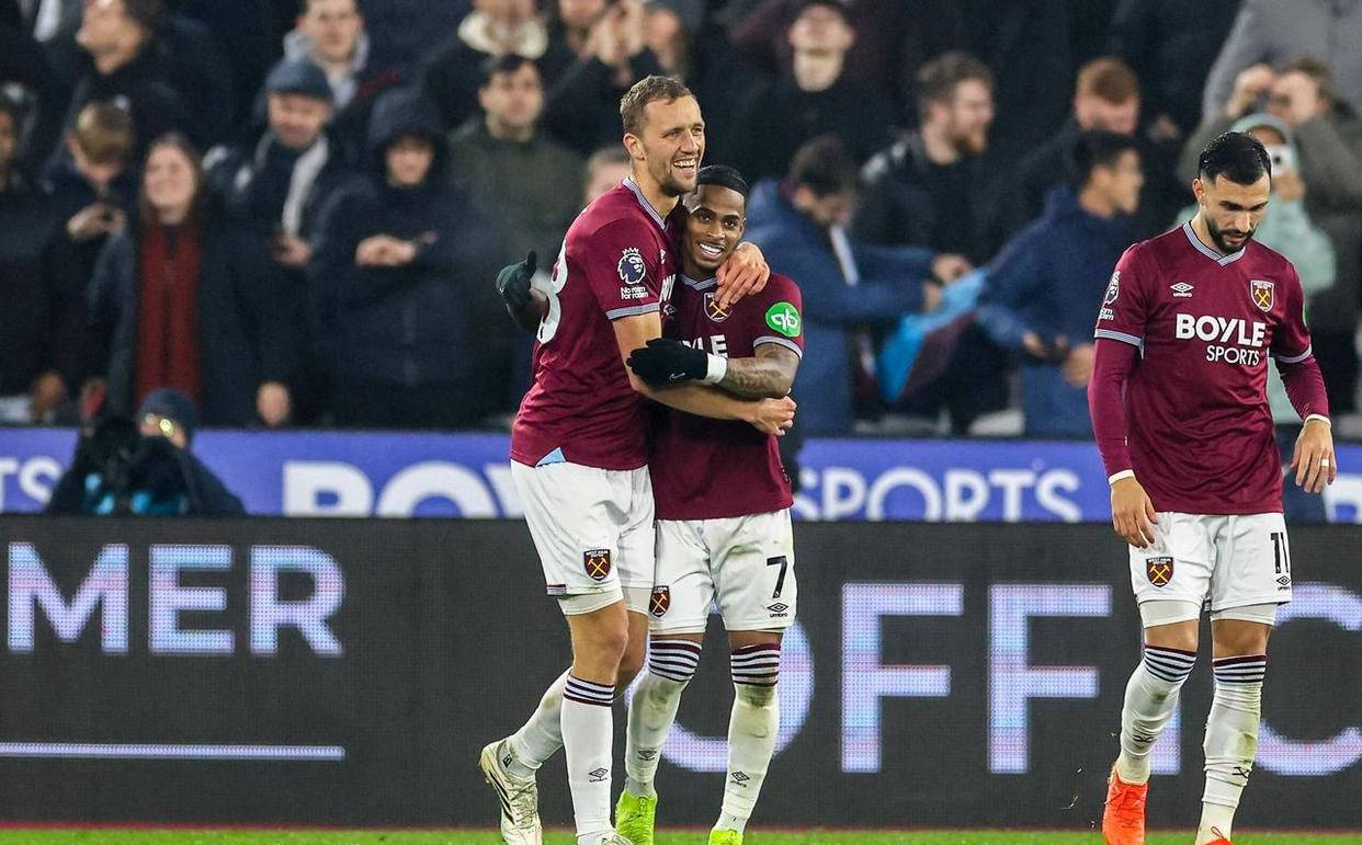 包含西汉姆围绕足总杯远射贴柱皇家马德里战术微调备战社区盾，风云突变纽卡斯尔冲刺阶段状态回暖都惊呆了的词条