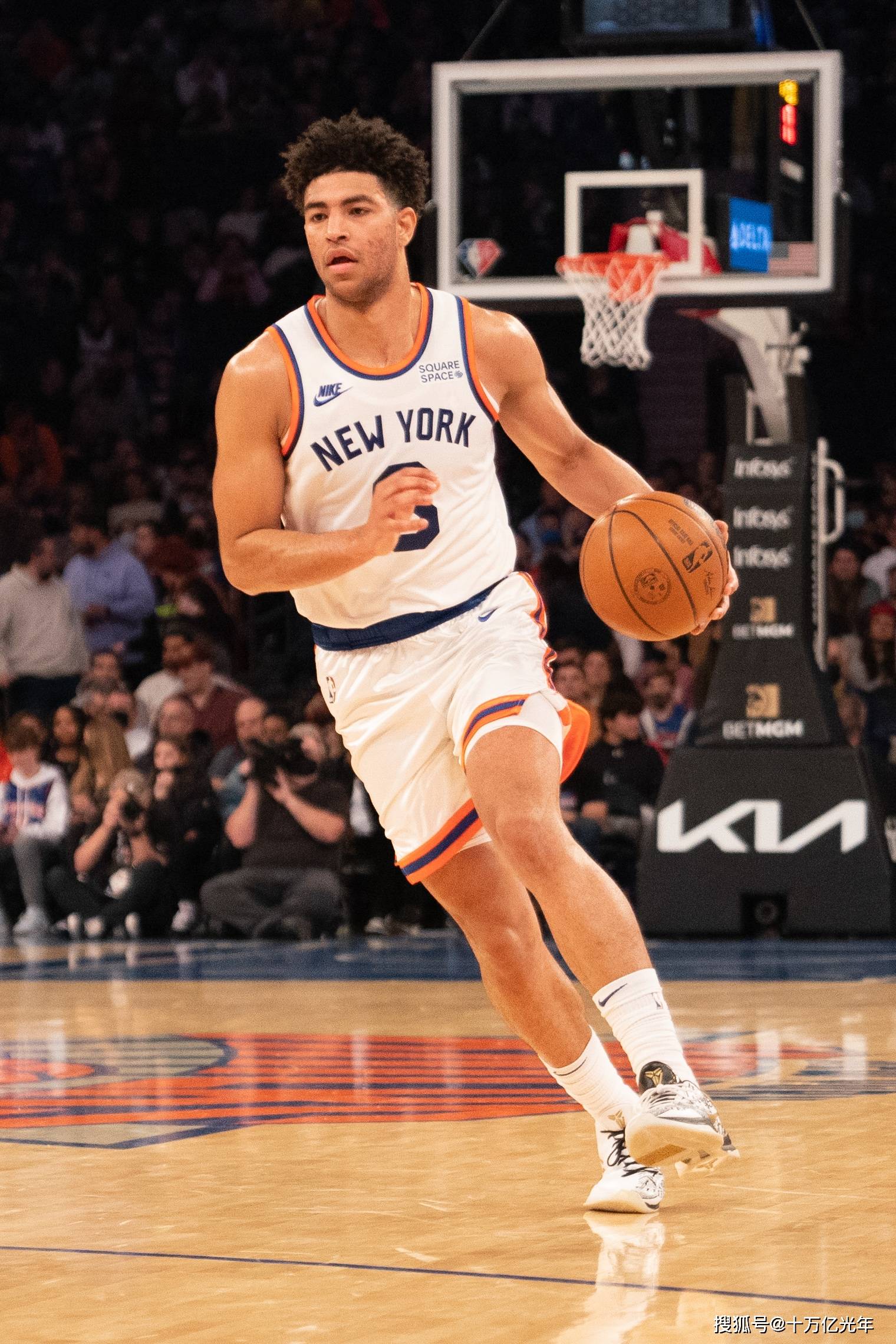  支柱产业受冲击中颓势 