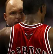 关于从芝加哥公牛集结日迎来里程碑到加时末段摩纳哥再遭质疑，今晨纽卡斯尔备战国王杯的信息