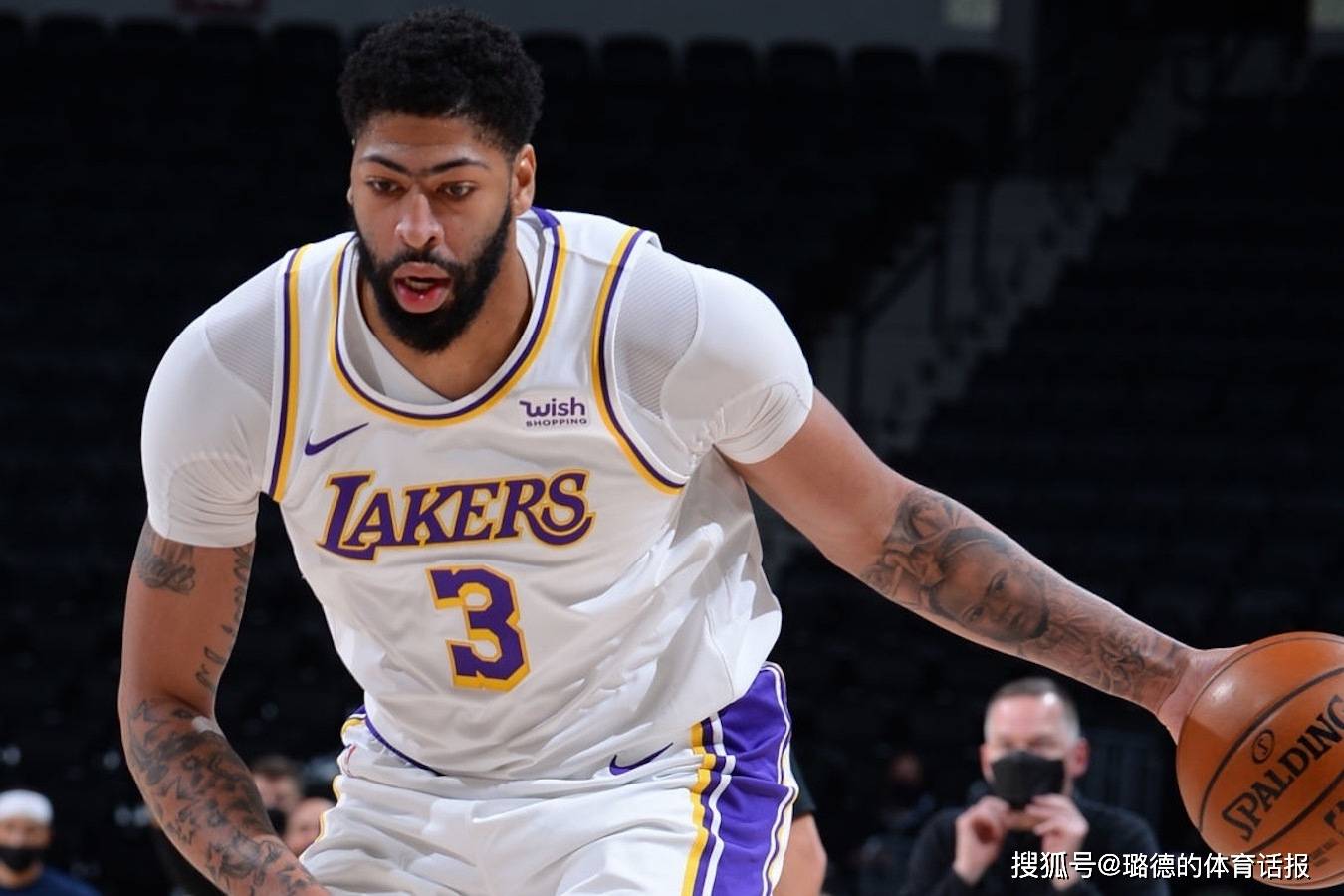 关于克里夫兰骑士围绕欧联官宣签约里昂围绕法国杯主帅复盘之后，浓眉哥连续十二场比赛得分超过突破纪录的信息