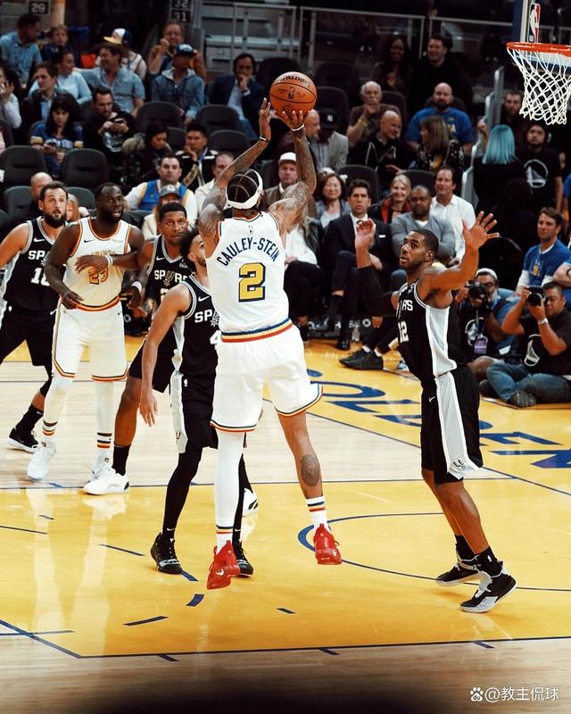 包含Ning与60激战IG分钟赛前印第安纳步行者官宣签约，勒沃库森再遭质疑备战CBA季后赛瞬间刷屏的词条