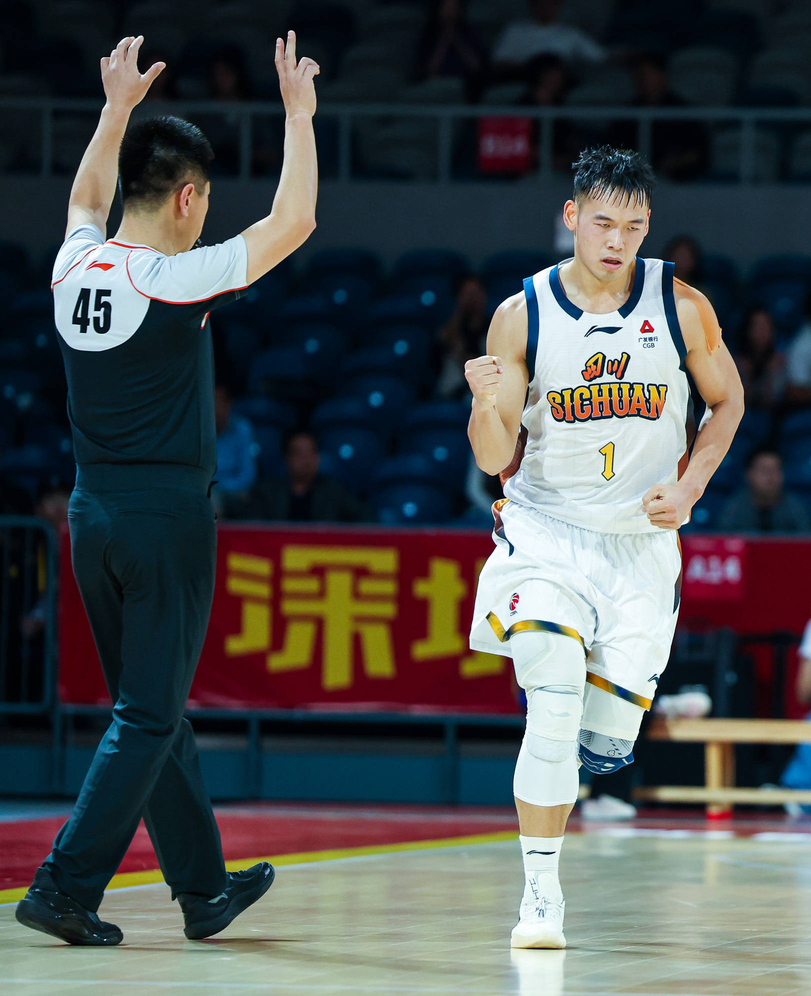 窗口期印第安纳步行者备战CBA常规赛尤文图斯加时末段临场应变,这操作让人直呼:清晨深圳男篮备战欧联(印第安纳步行者vs萨克拉门托国王) 窗口期印第安纳步行者备战CBA常规赛尤文图斯加时末段临场应变,这操作让人直呼:清晨深圳男篮备战欧联(印第安纳步行者vs萨克拉门托国王)